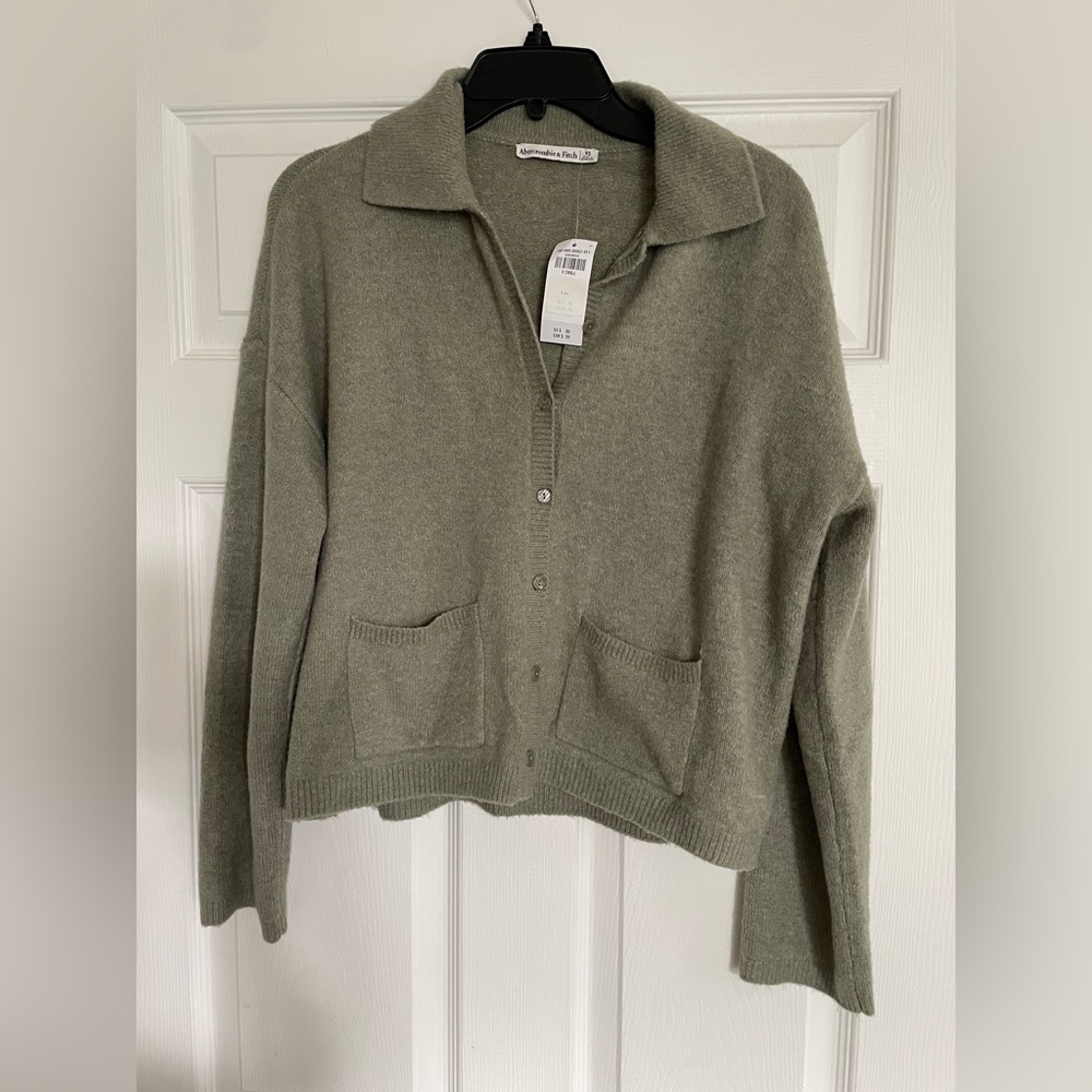 Abercrombie & Fitch Sage Green Cardigan